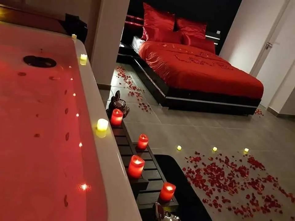 Voyage D Une Nuit contacts